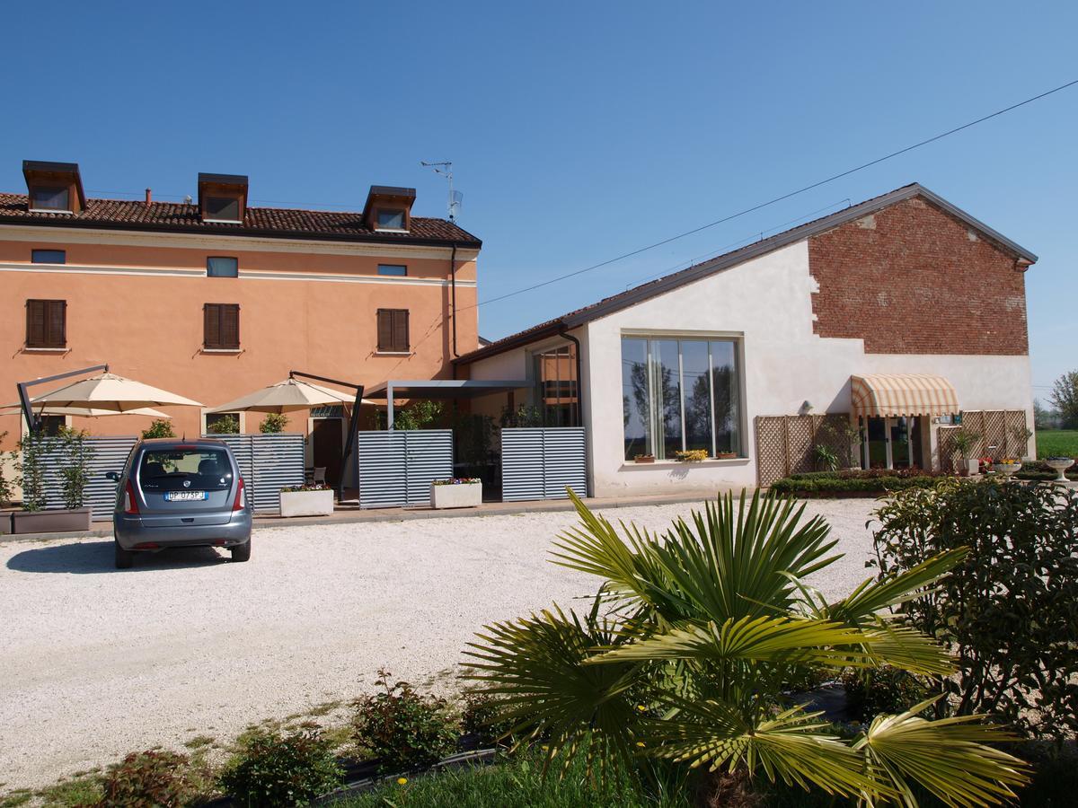 La Cascina Del Sole Hostel Rivarolo del Re ed Uniti Exterior photo